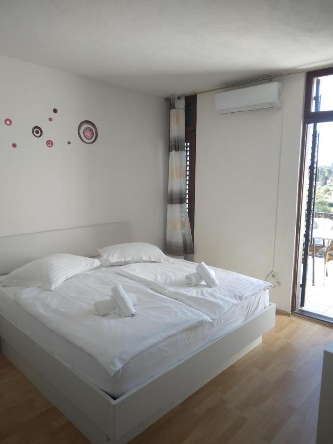 Ivanka Apartments Vrboska Chambre photo