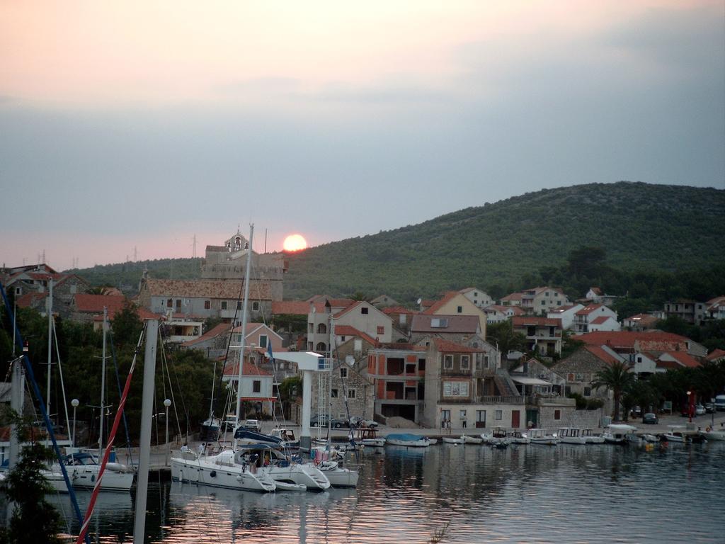 Ivanka Apartments Vrboska Chambre photo